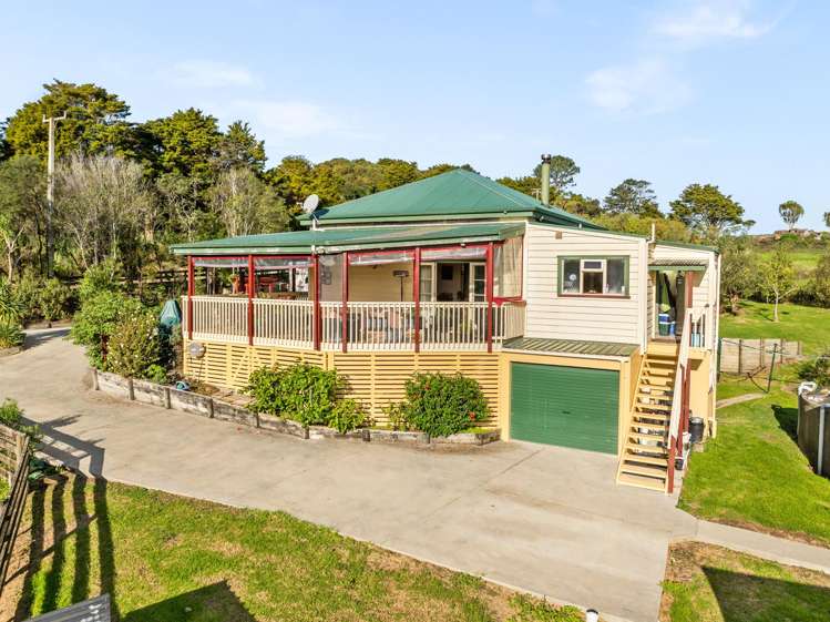 51 Sterling Road Paparoa_9