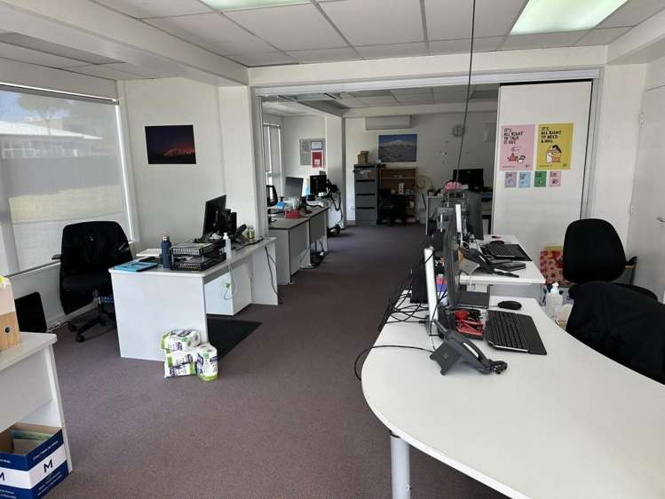 19 Constance Street Waiwhakaiho_16