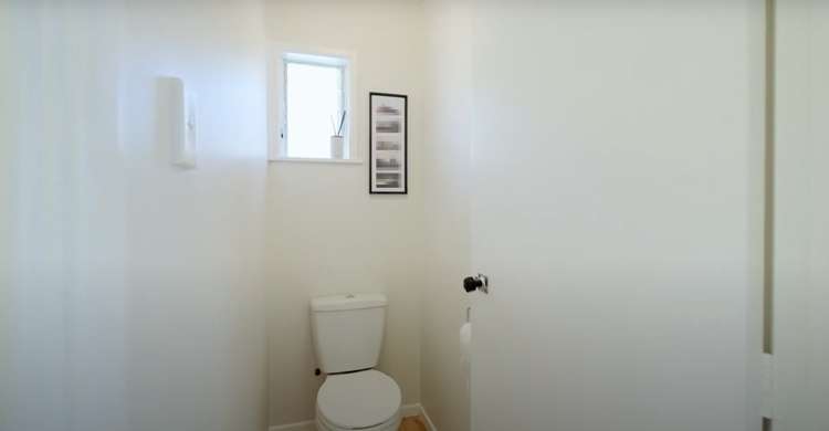 22 Dolbear Street Titirangi_13