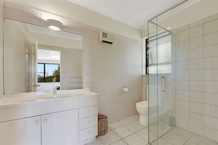 18 Orpington Place Stoke_14