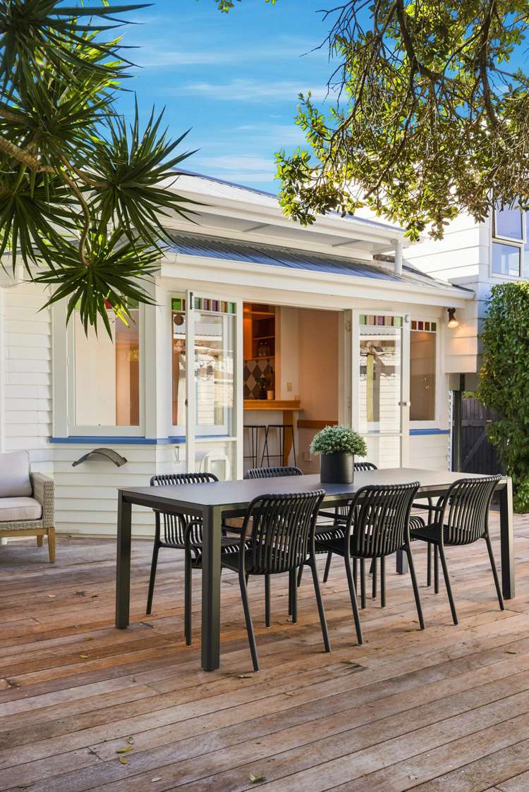 10 Riro Street Point Chevalier_11