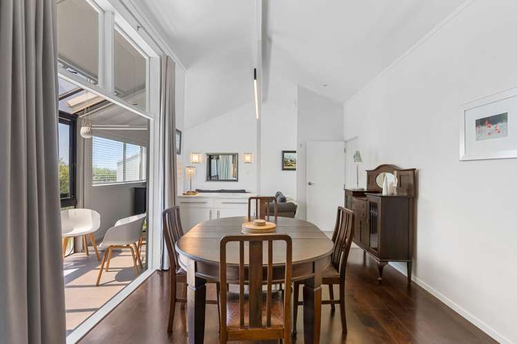 2/38 Challenger Street St Heliers_6