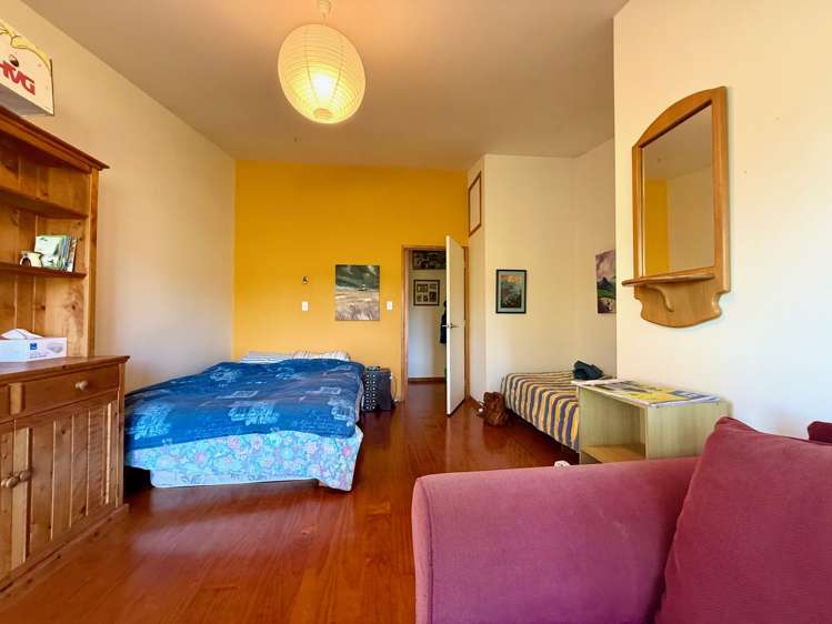 Address withheld Raglan_27