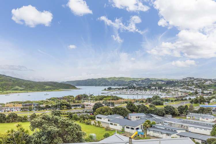 4A & 4B Whitianga View Paremata_26