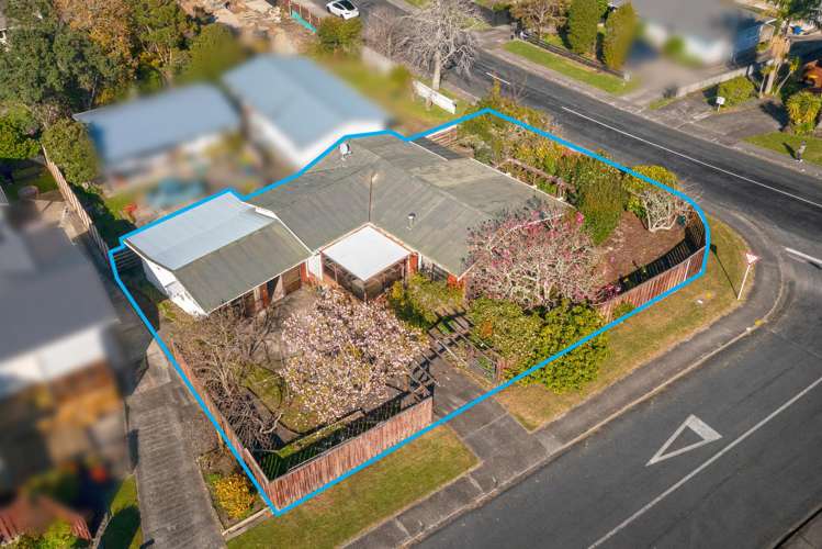 55 Blakeborough Drive Forrest Hill_29