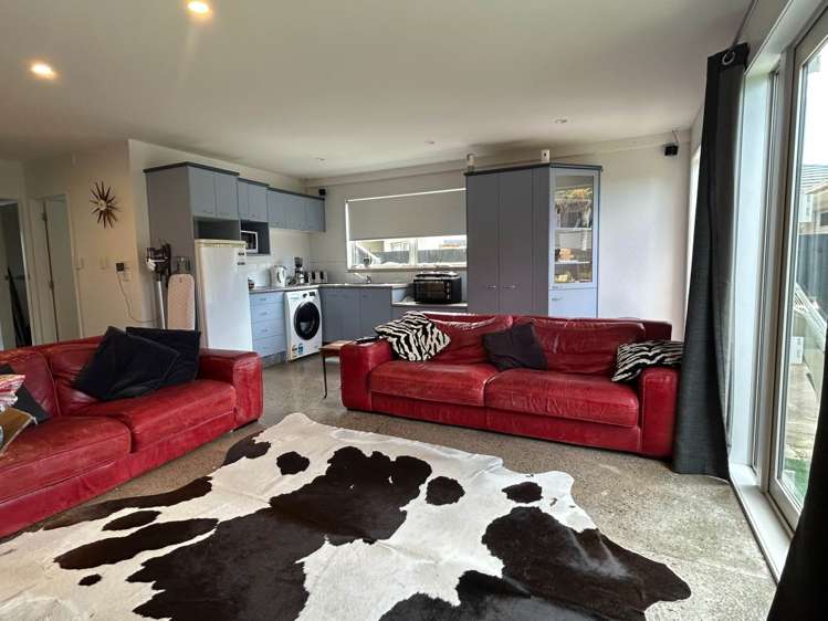 180 Levers Road Matua_18