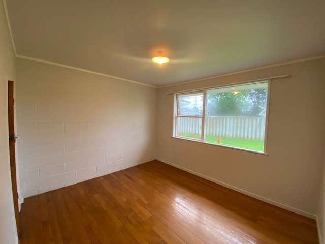 2/13 Alcock Street Mt Wellington_4