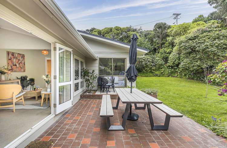 28 Whanake Street Titahi Bay_14