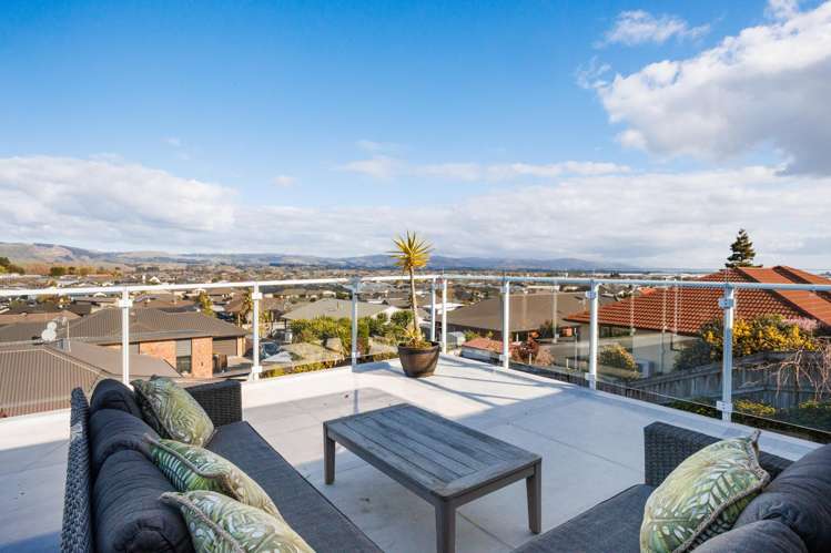 18b Galea Grove Kelvin Grove_3