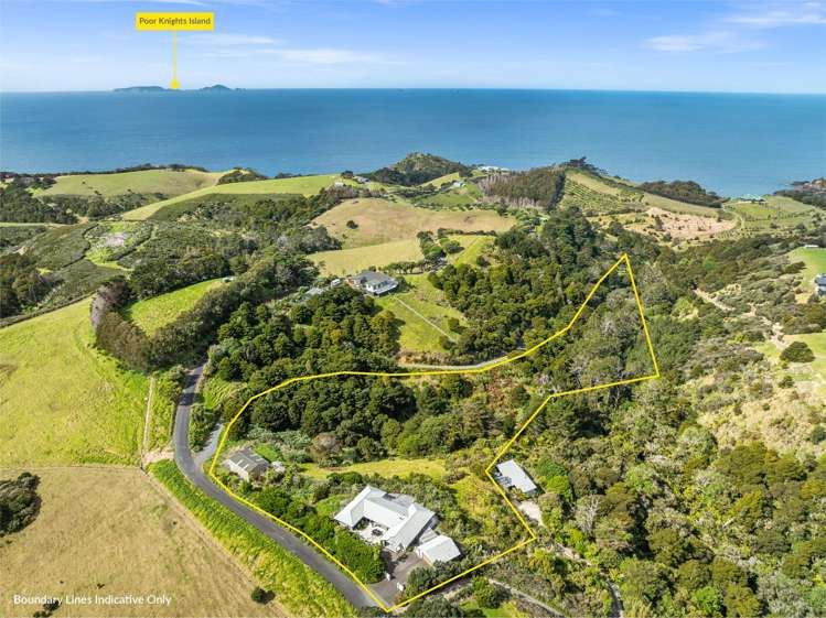52 North Gable Way Tutukaka_1