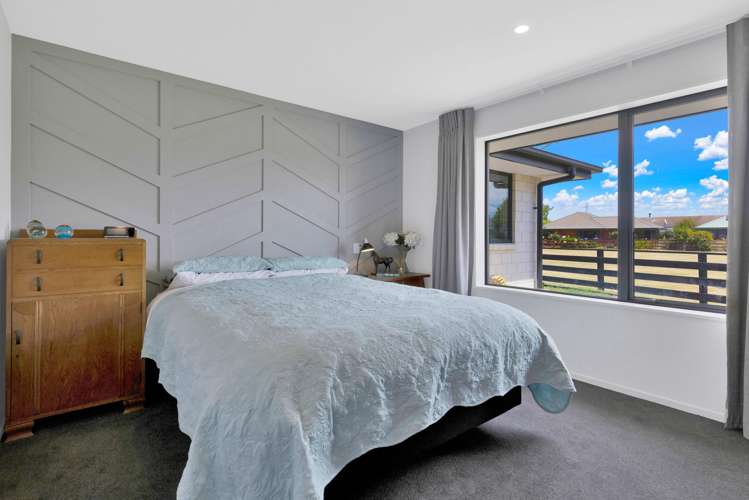 33 Seadown Crescent Amberley_6