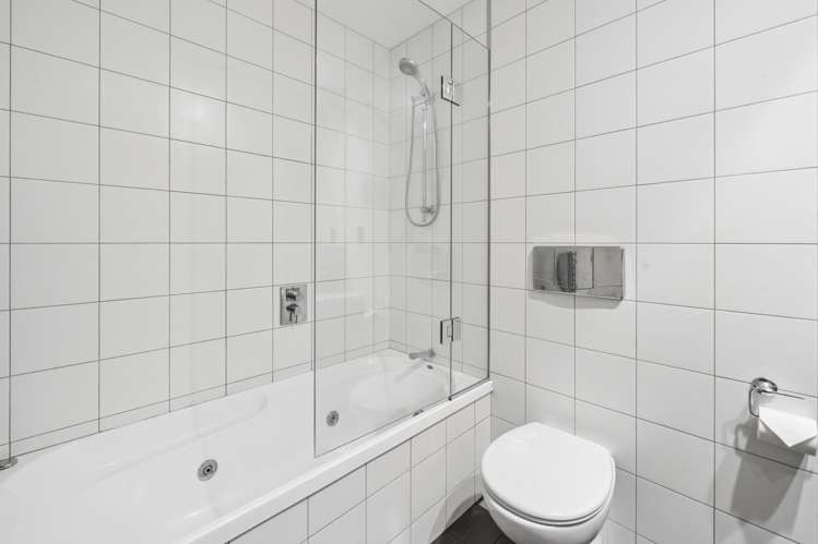 U892 - 233 Cuba Street Te Aro_17