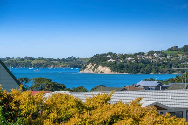 1 Hinemoa Place Snells Beach_15