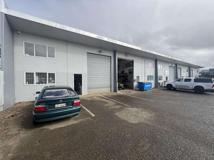 7/6 Brick Street Henderson_1