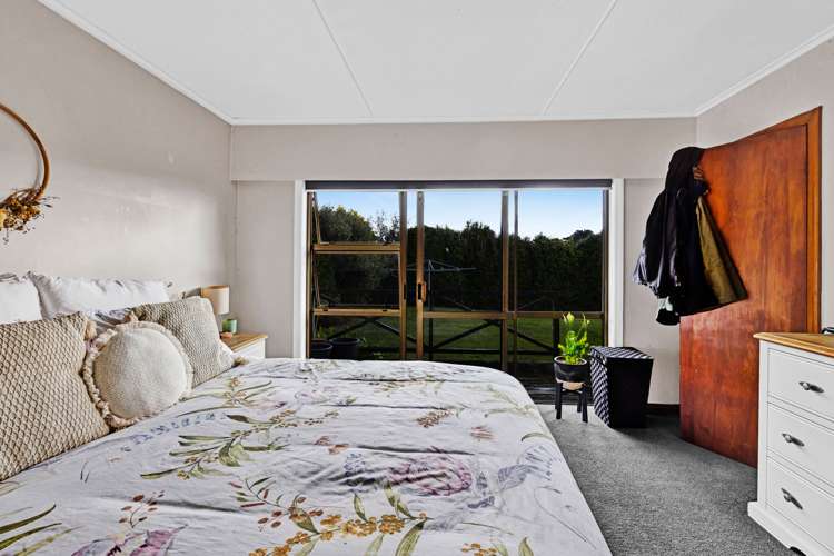 617 Rawhitiroa Road Eltham_16