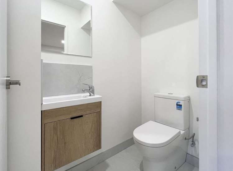 5/17 Rewarewa Road Te Atatu Peninsula_8