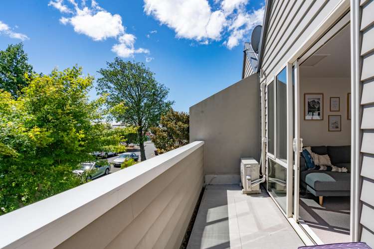 2a Defoe Place Waltham_7