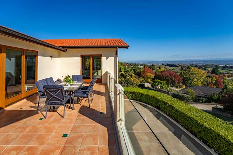 22 Hillplough Heights Richmond_11