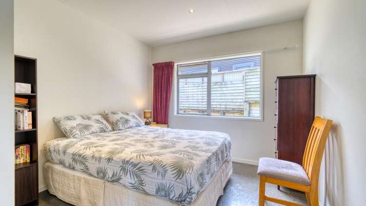 8 Harrys Lane Pukenui_13