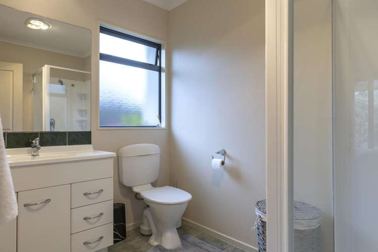 32 Balmoral Drive Hilltop_11