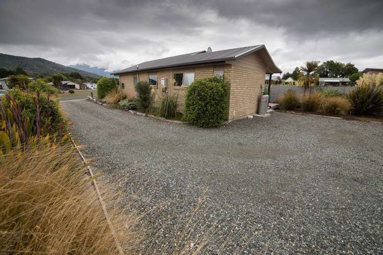 16 Motu-Au Close Manapouri_22