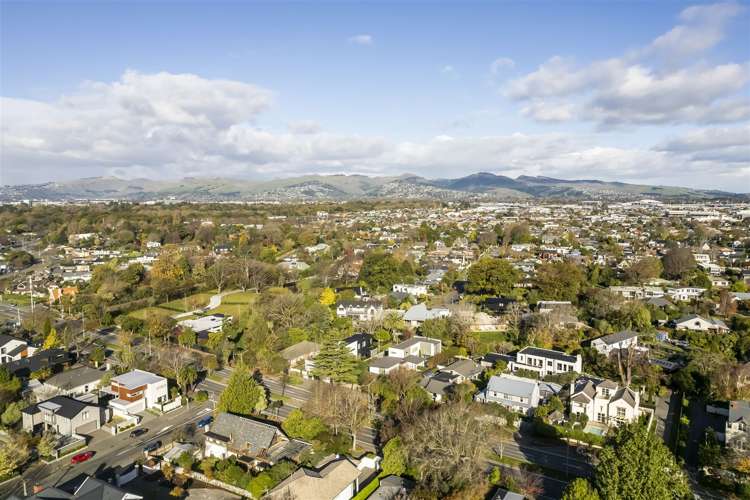 1 Jacksons Road Merivale_19