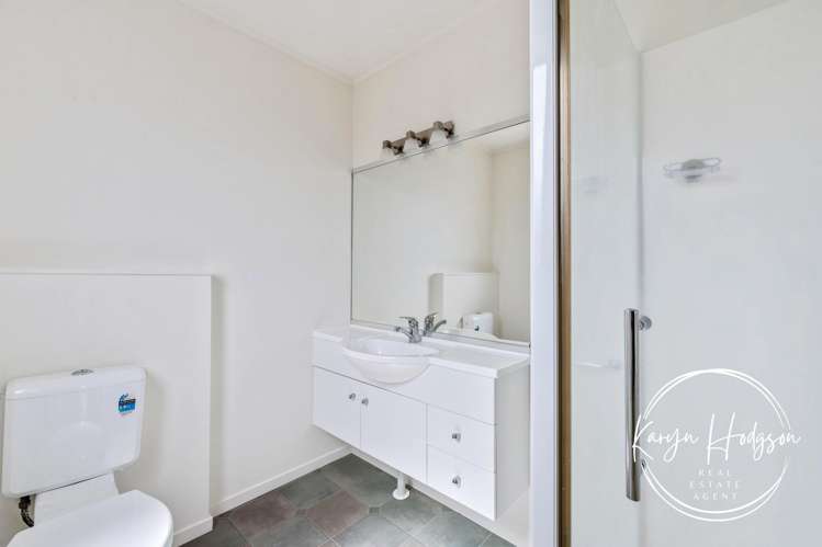 12 Ash Grove Maungaturoto_16