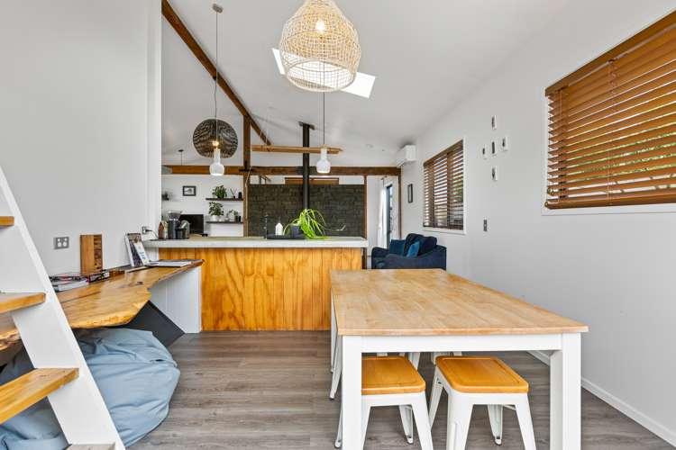 15a Barrett Road Whalers Gate_26