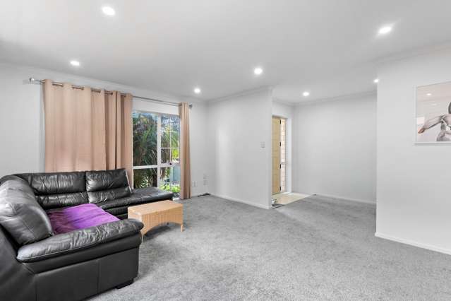 25 Speyside Crescent Flat Bush_4