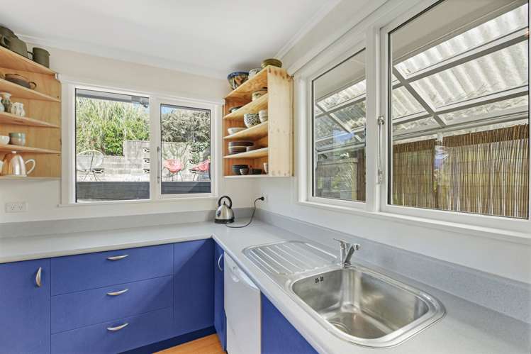 64 Montreal Road Toi Toi_5