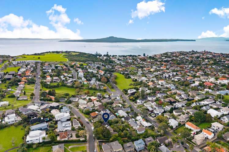 77 Kurahaupo Street Orakei_16