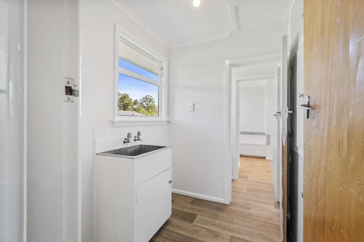 1 Lowry Street Waiau_11