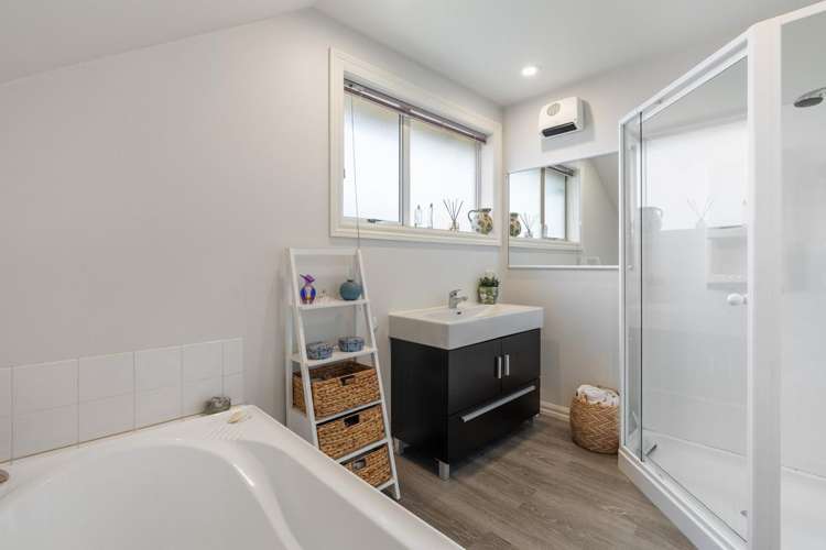 14 Joe Brown Avenue Mosgiel_13