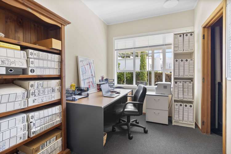 6 Boscawen Street Point Chevalier_10