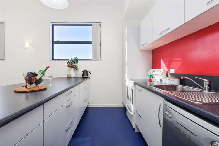 20/28 The Avenue Albany_9