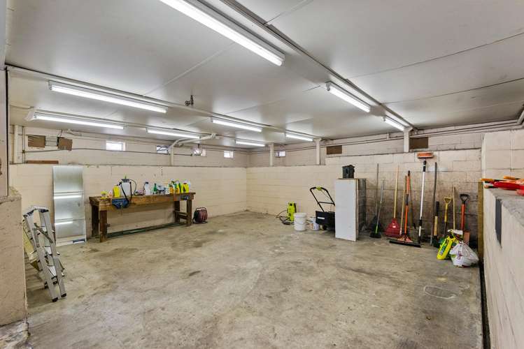 8 Elwyn Crescent Green Island_22