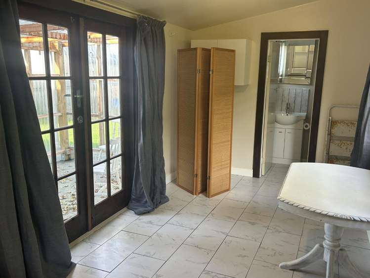 17 Denton St Gore_10