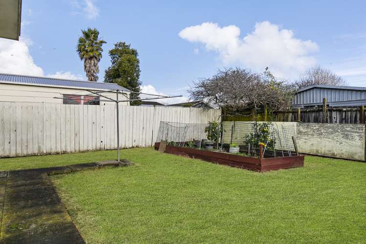 20 Almay Place Clover Park_7