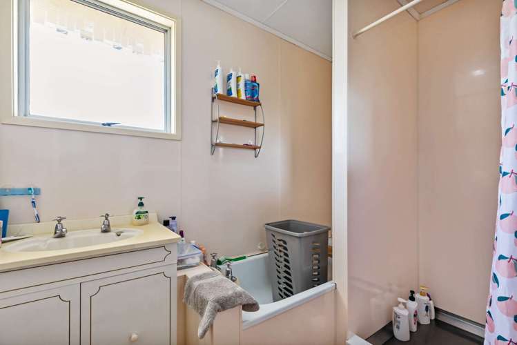 22 Glynnbrooke Street Te Atatu South_12