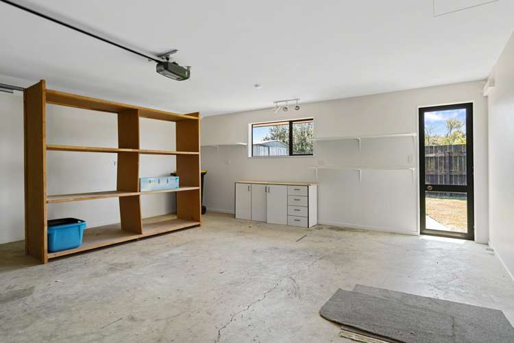 60 Kingsford Drive Stoke_26