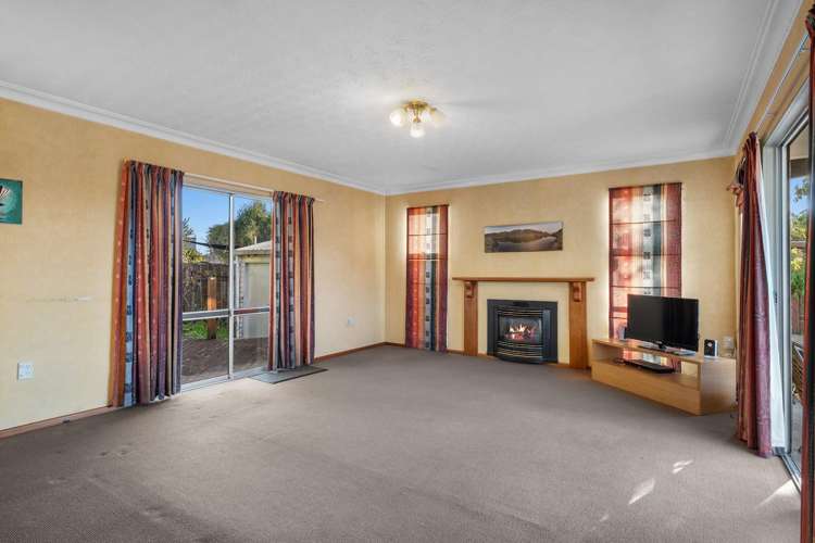 5 Balmoral Place Stoke_8