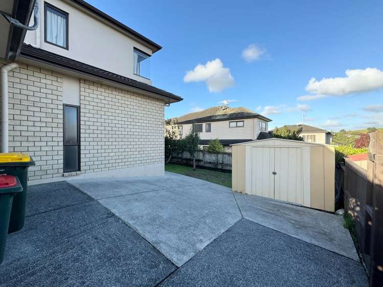 21 Chateau Rise Flat Bush_20