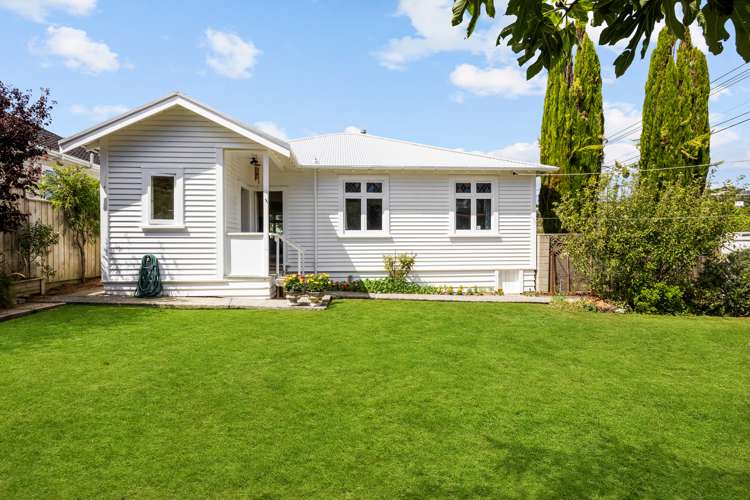 38 Kano Street Karori_12