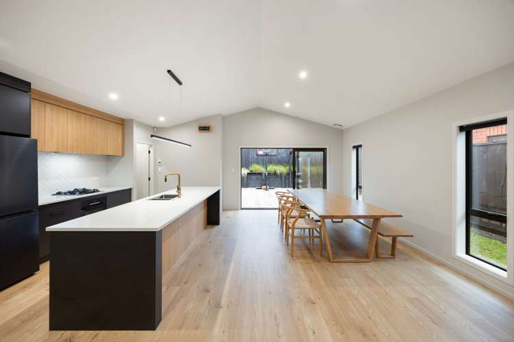 35 Earp Crescent_2