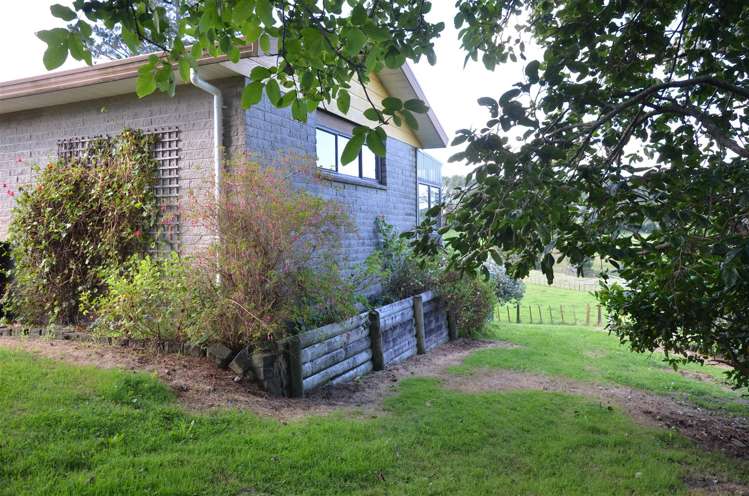 32 Poland Street Waikino_22