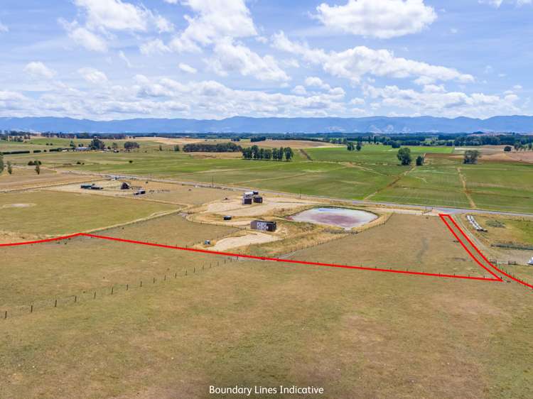 2/1015 Lake Ferry Road Martinborough_14