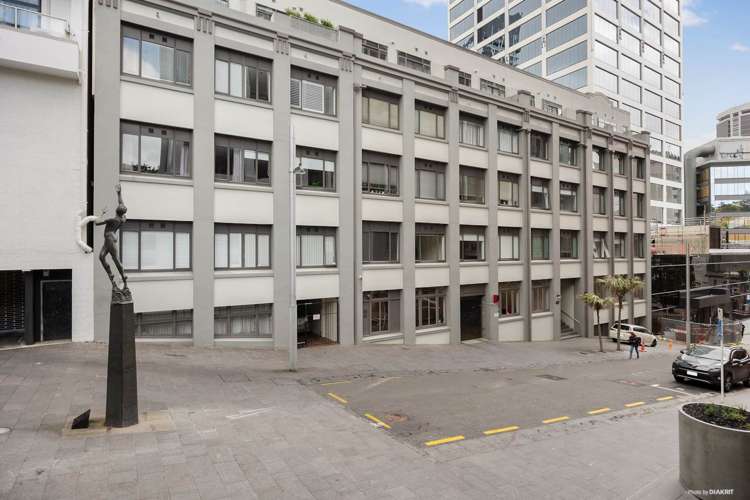 2I/71-75 Lorne Street City Centre_2