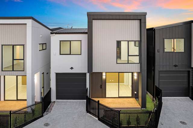 Premium 4-Bedroom Homes with Stunning Views