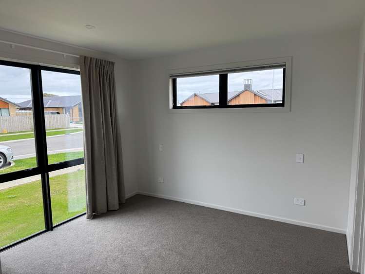  18 Scully Place Strathern_5