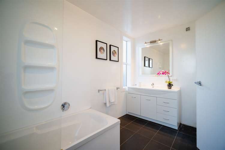 24 Edwin Street Caversham_17